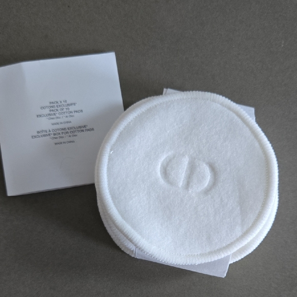 New Never Used DIOR Cotton Pads Dior Cleasnsing Pads Reuseable Face Wash Pads 10